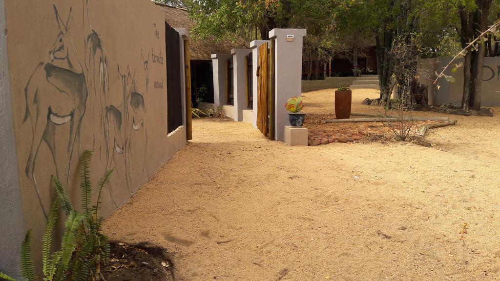 Lodge Off Beat Safaris Bush