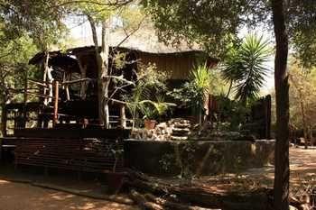 Off Beat Safaris Bush Lodge *